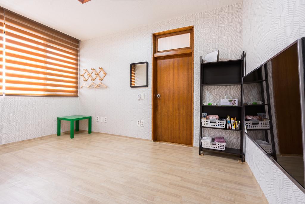 Yours Guesthouse In Tongyeong Eksteriør bilde