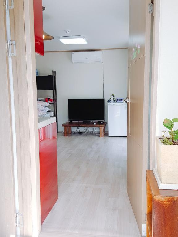 Yours Guesthouse In Tongyeong Eksteriør bilde